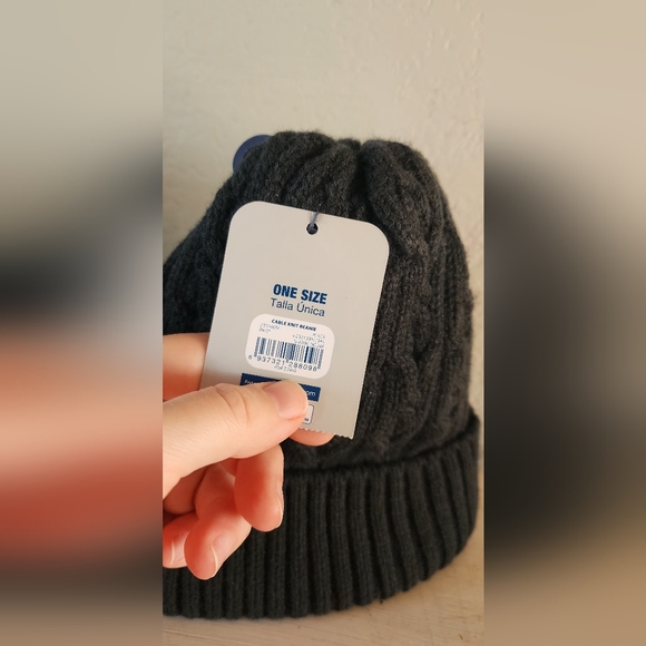 Beautiful Cable Knit Black Hat with Lining - NWT George Brand - Picture 5 of 6